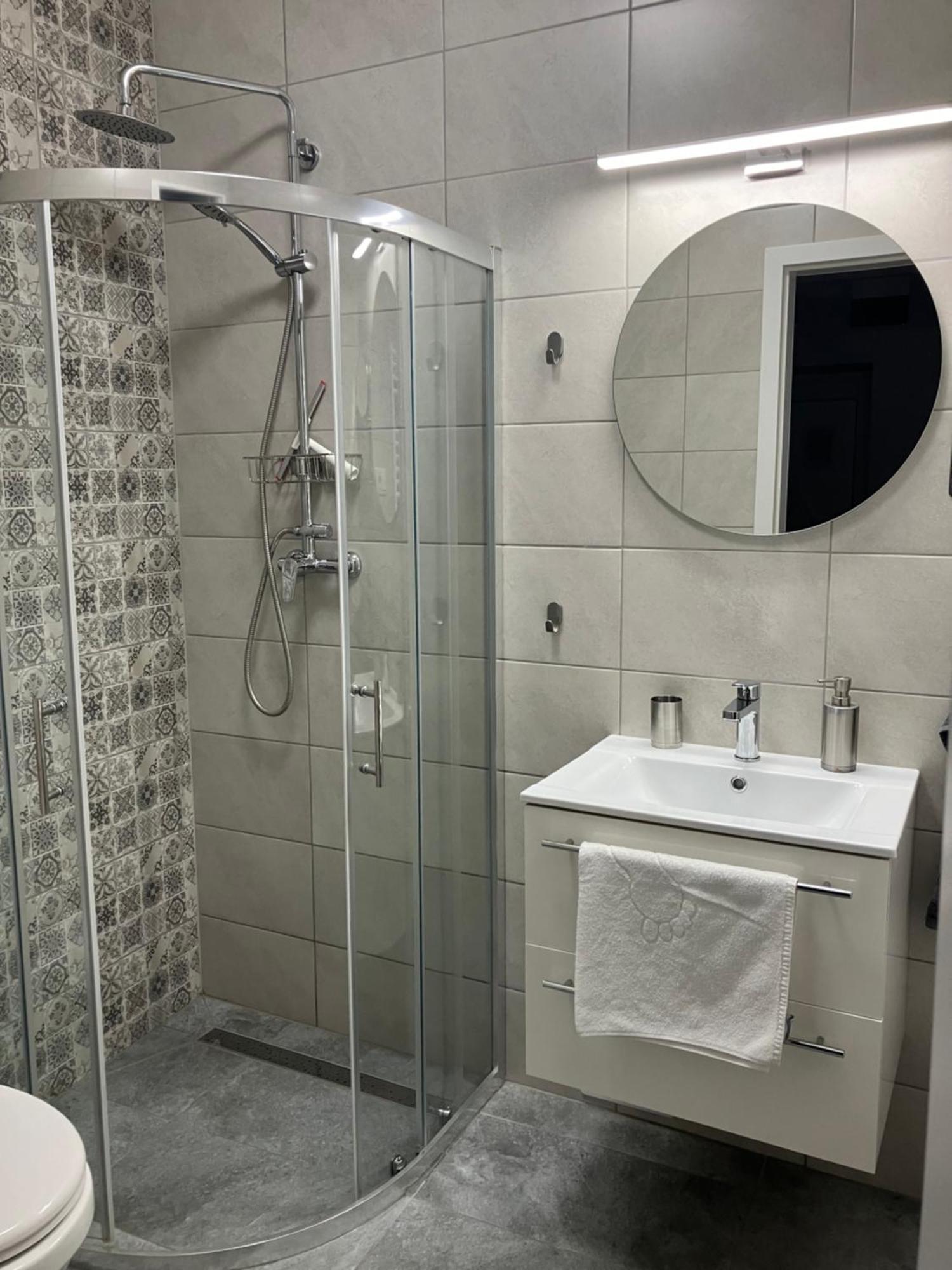 Illa Apartments Eğri Dış mekan fotoğraf