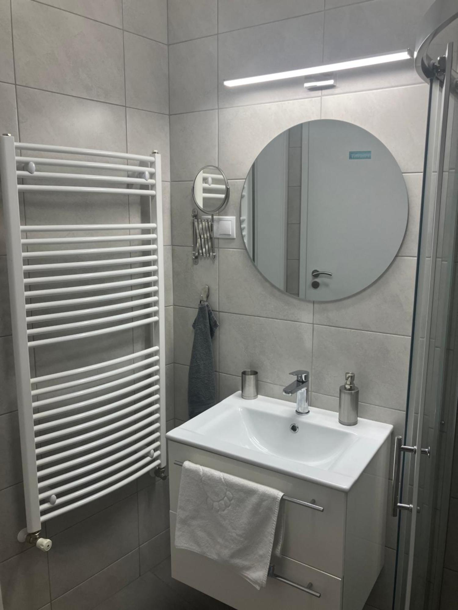 Illa Apartments Eğri Dış mekan fotoğraf