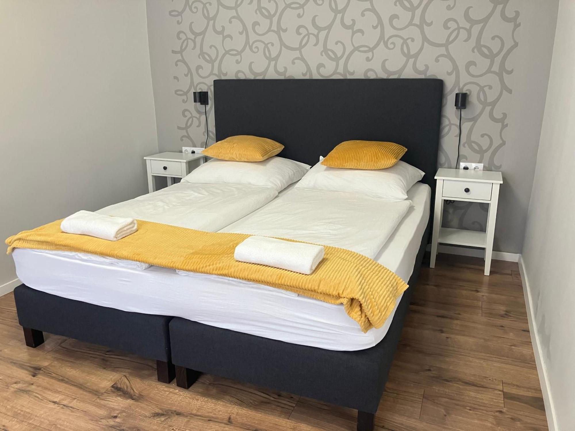 Illa Apartments Eğri Dış mekan fotoğraf