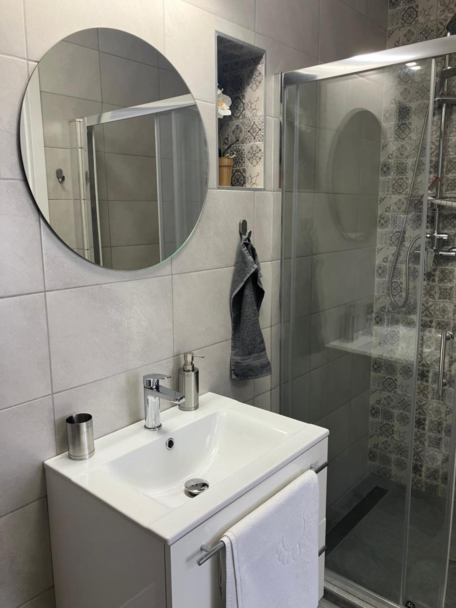 Illa Apartments Eğri Dış mekan fotoğraf