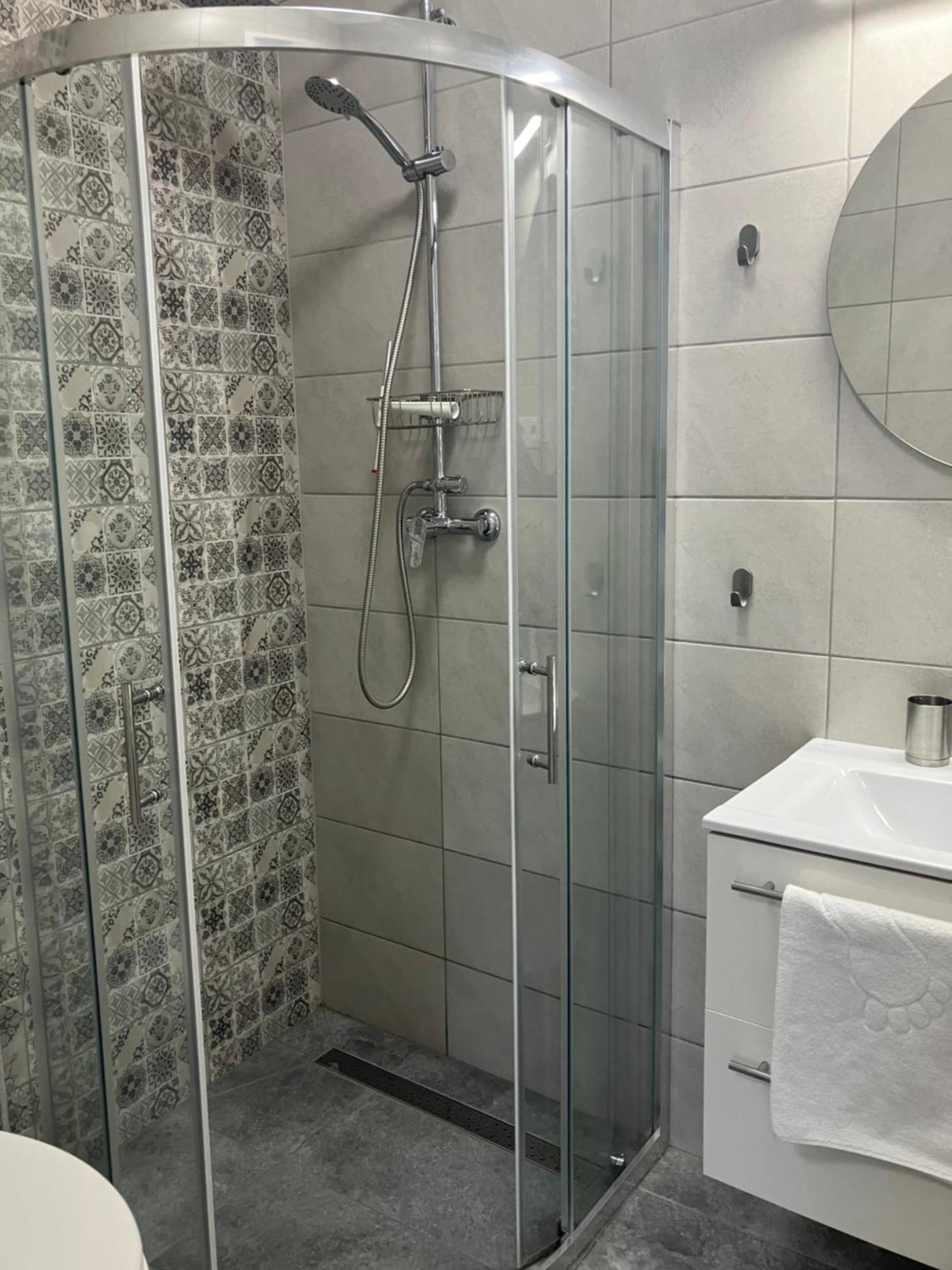 Illa Apartments Eğri Dış mekan fotoğraf