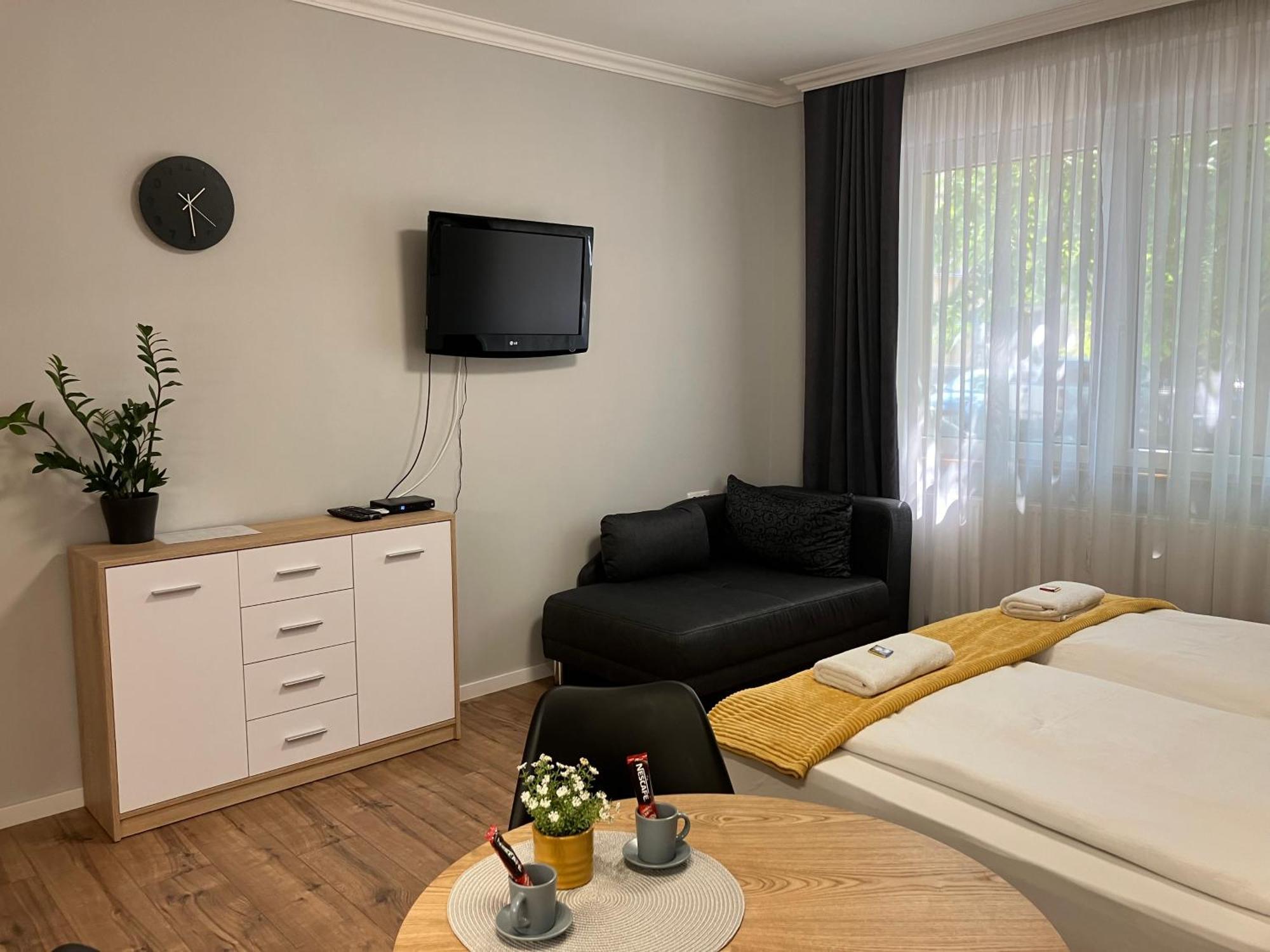 Illa Apartments Eğri Dış mekan fotoğraf
