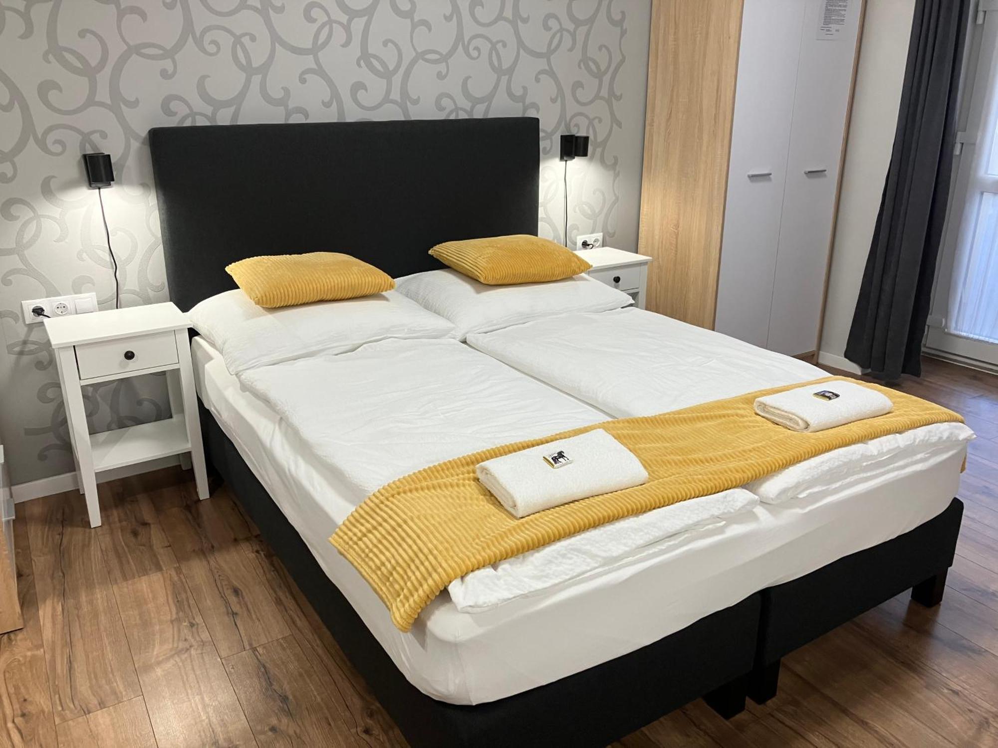 Illa Apartments Eğri Dış mekan fotoğraf