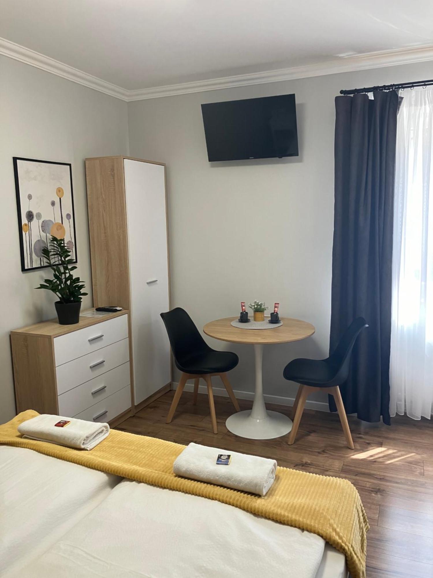 Illa Apartments Eğri Dış mekan fotoğraf