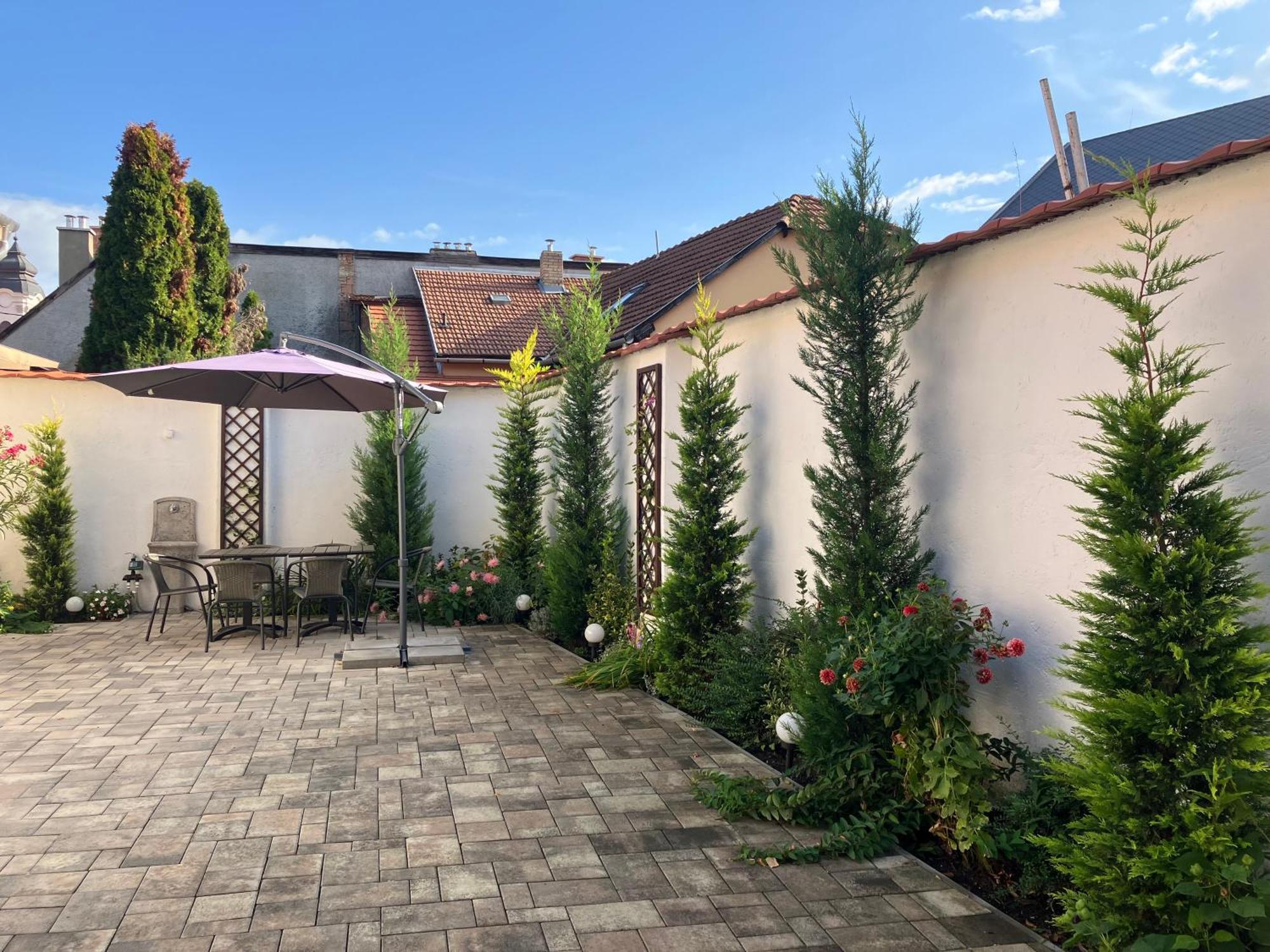Illa Apartments Eğri Dış mekan fotoğraf
